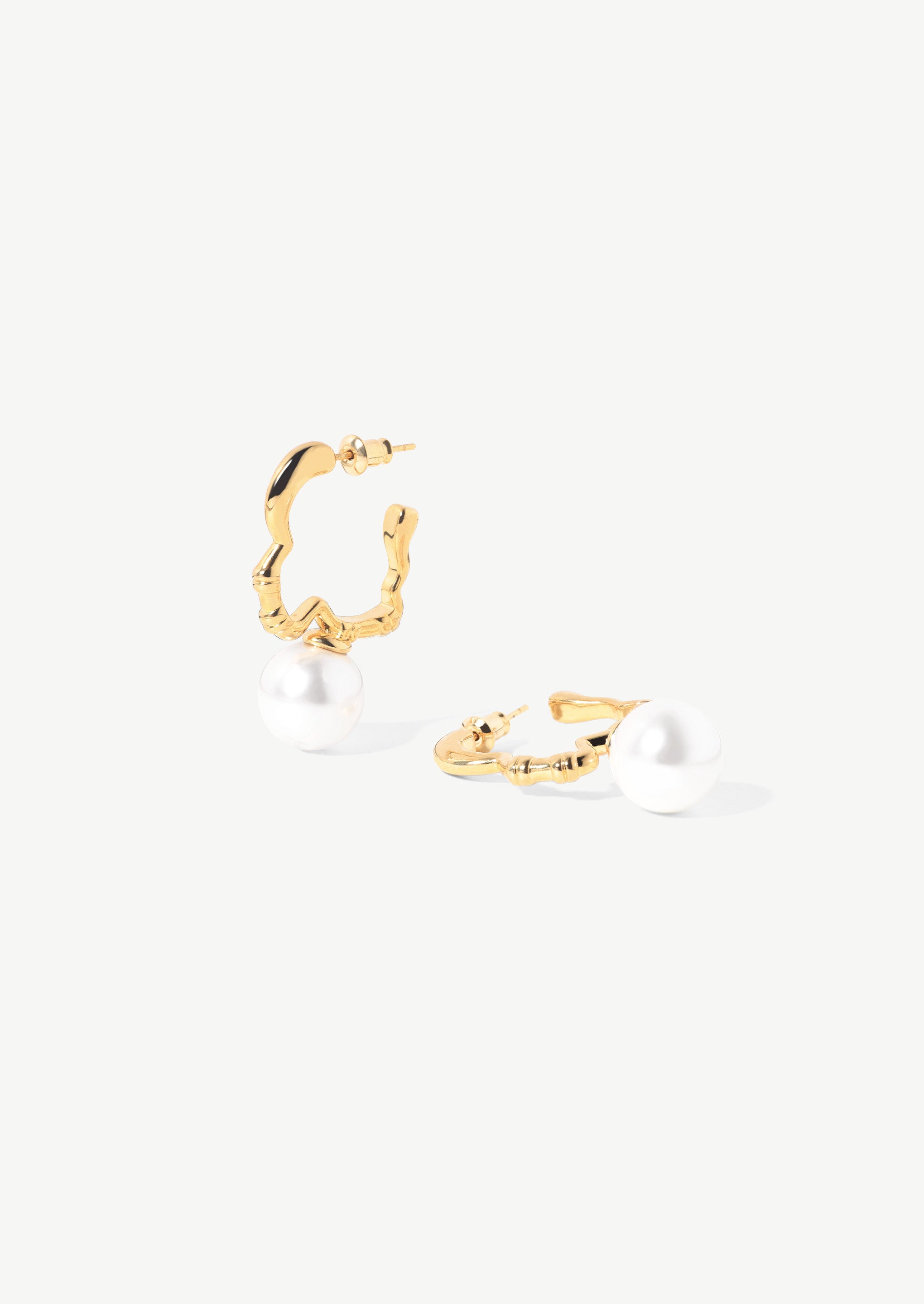 Ridge Pearl Hoop Earrings