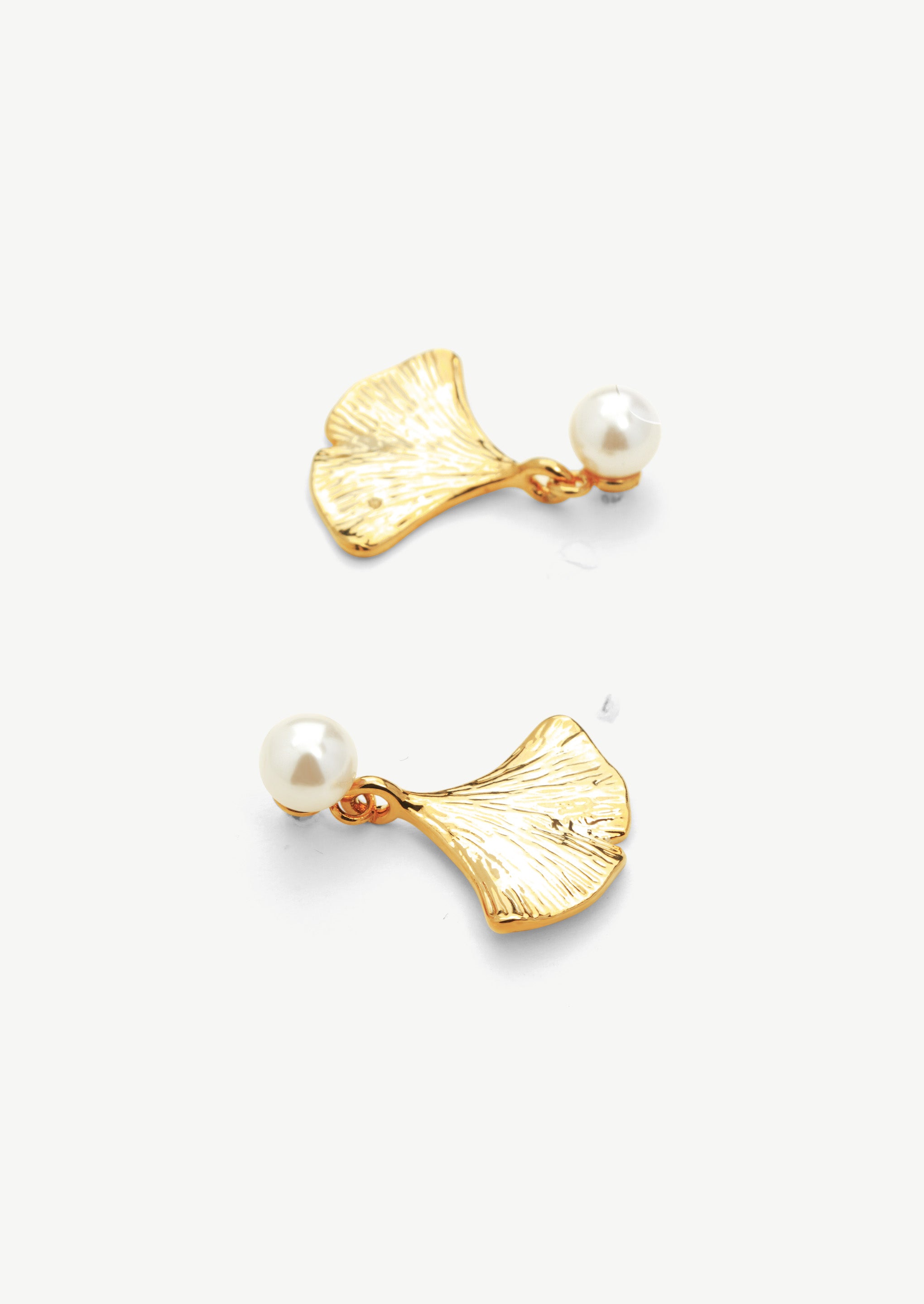 Pearl Ginkgo Stud Earrings