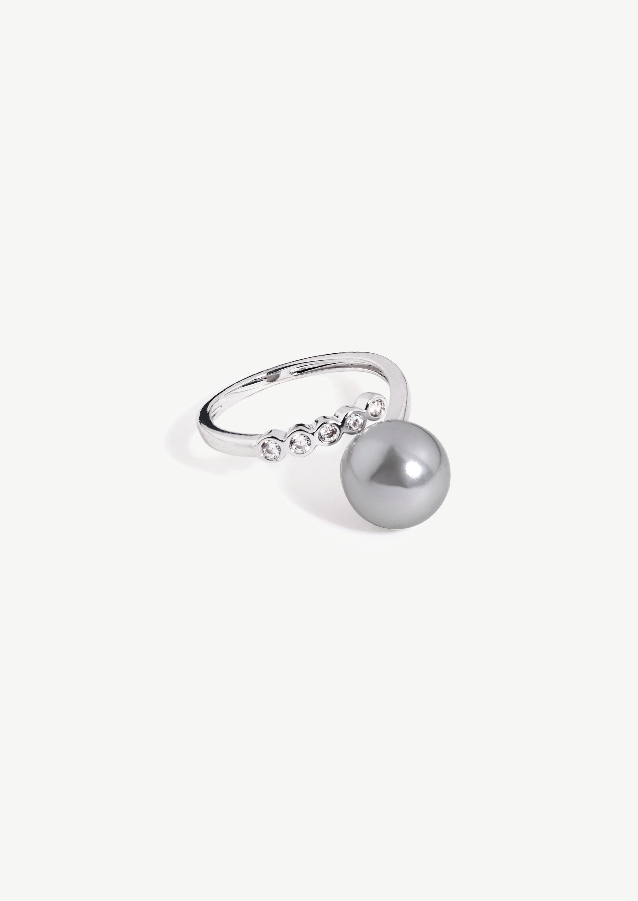 Pavé Pearl Ring