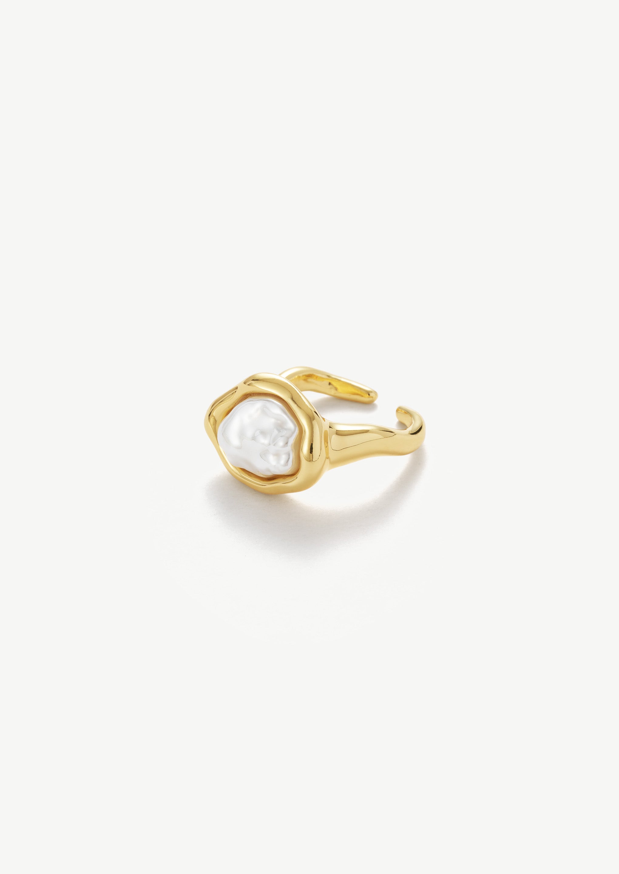 Irregular Pearl Ring