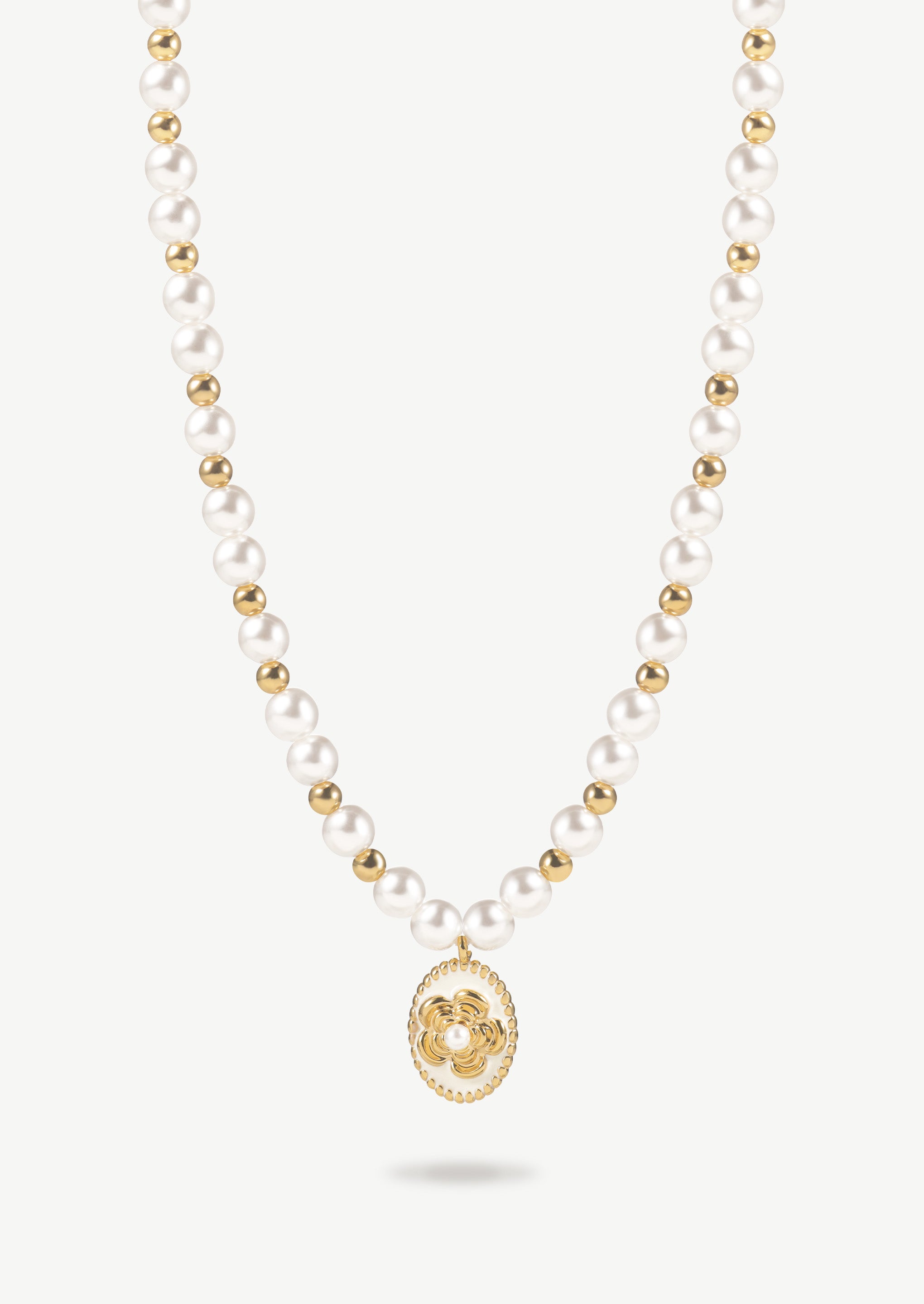 Flower Pearl Pendant Necklace