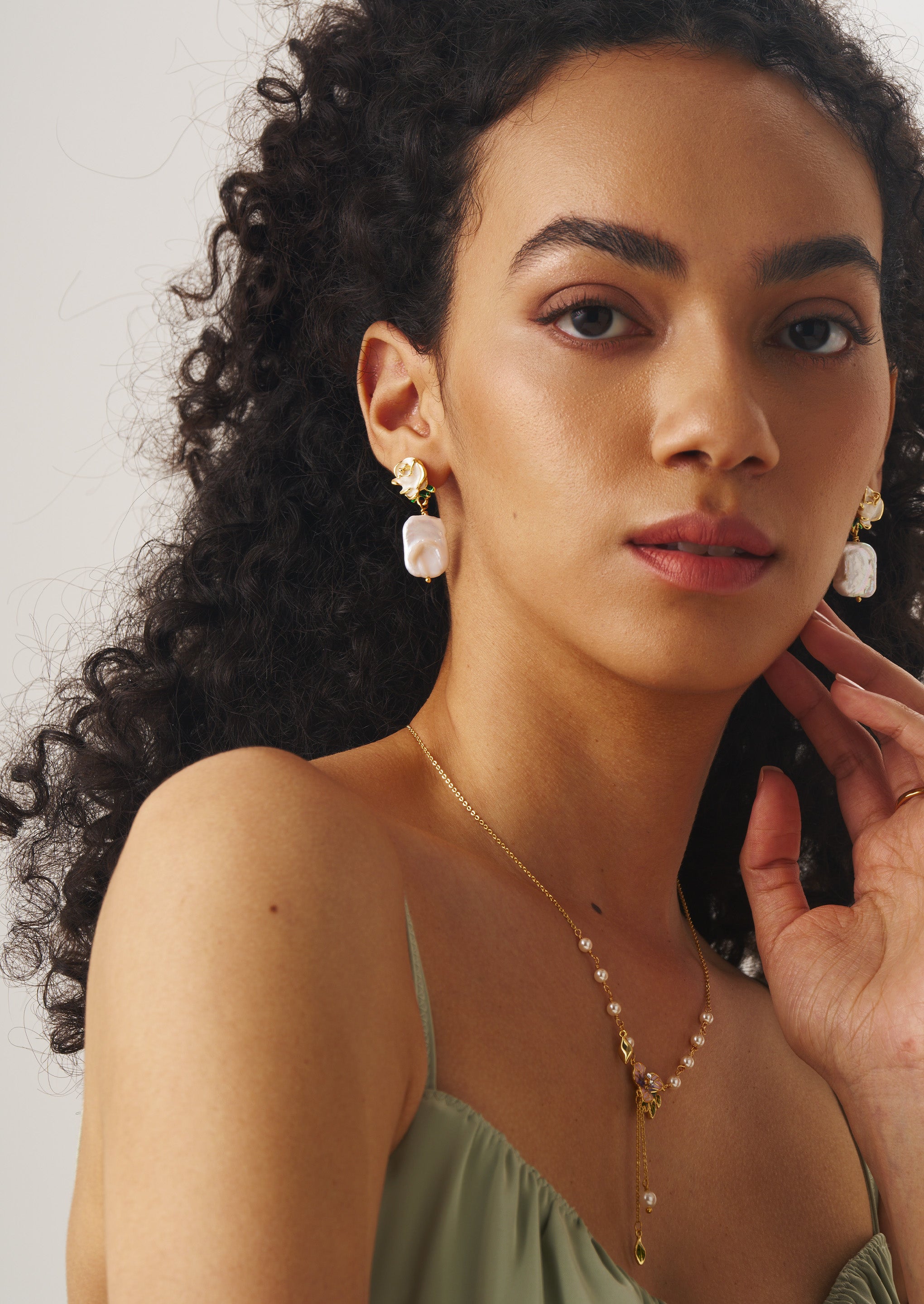 Flower Baroque Pearl Earrings