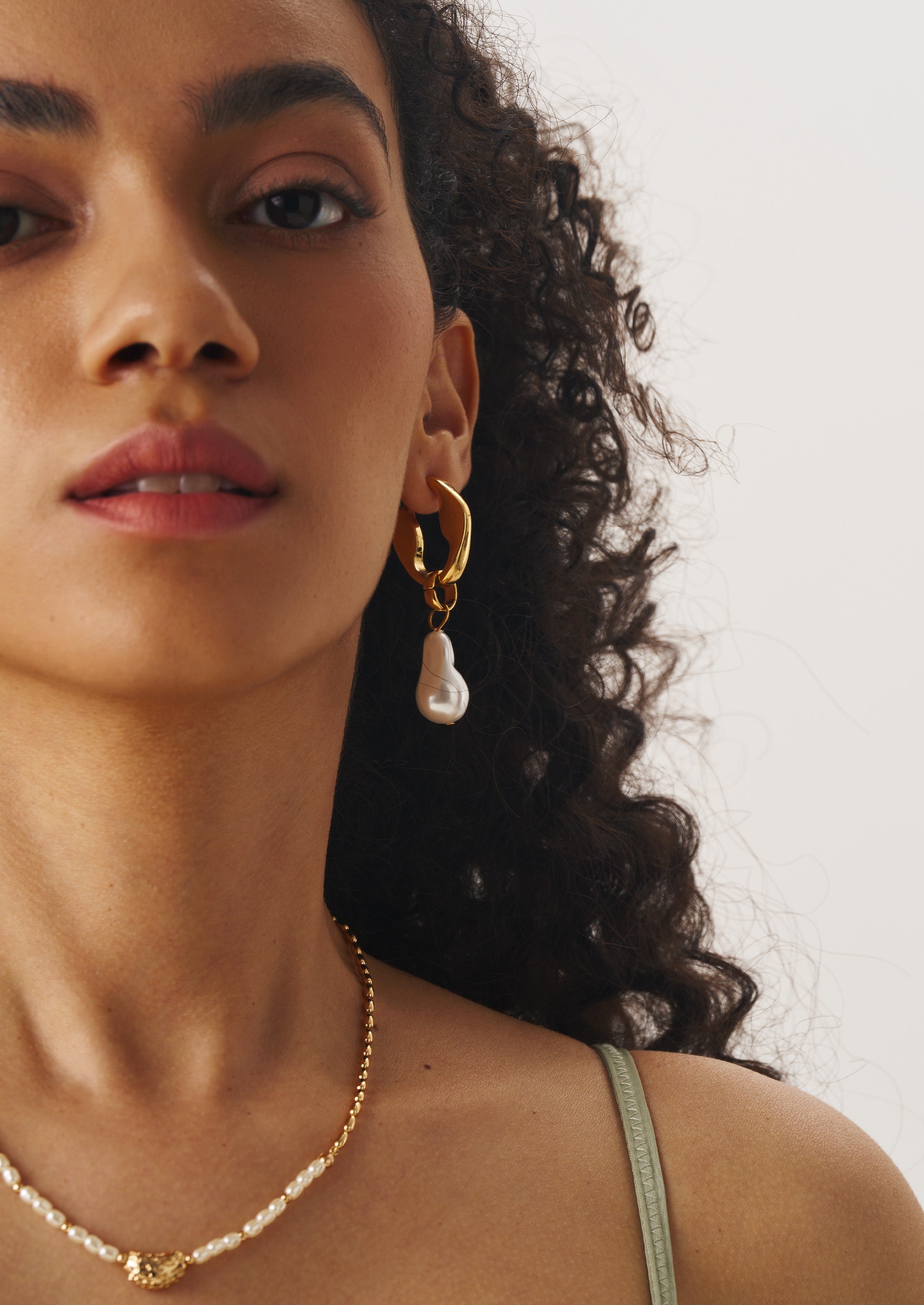 Baroque Pearl Drop Earrings