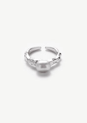 Pearl Wave Ring