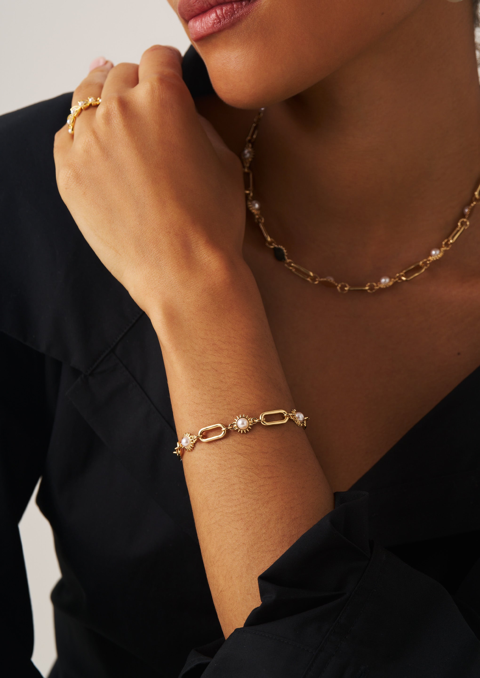 Pearl Gold Link Bracelet