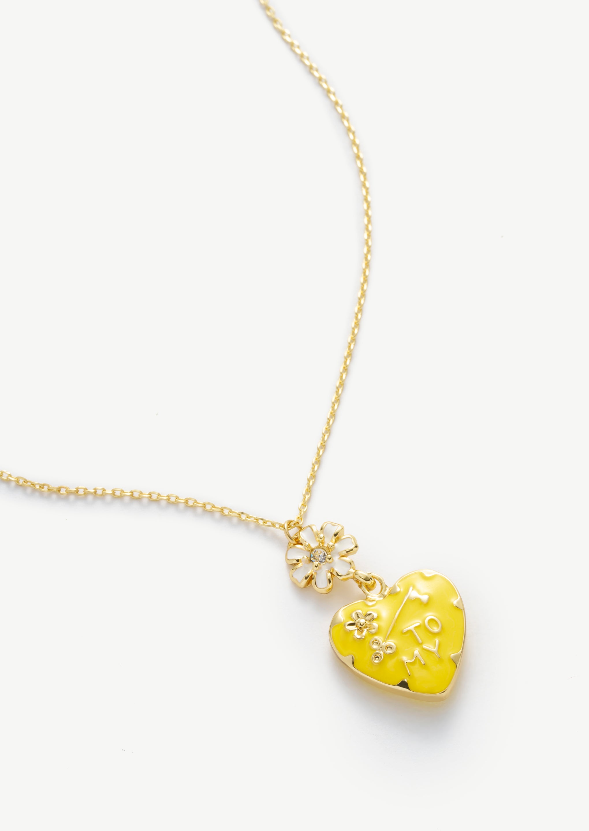 Charming Heart Pendant Necklace