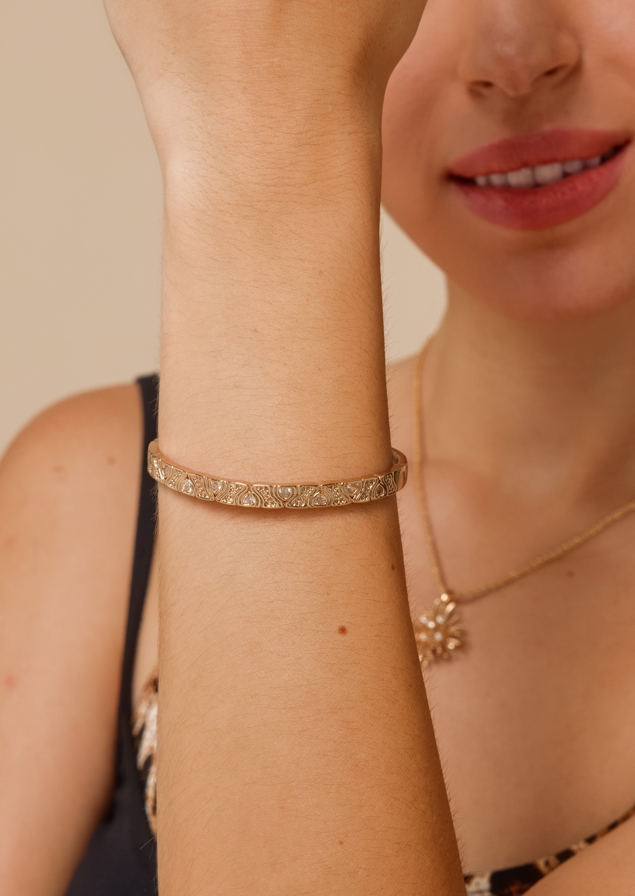 Vintage Wave Bangle Bracelet